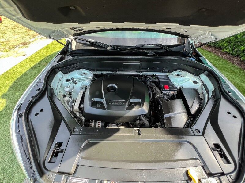 2018 Volvo XC90 Momentum Wilmington NC