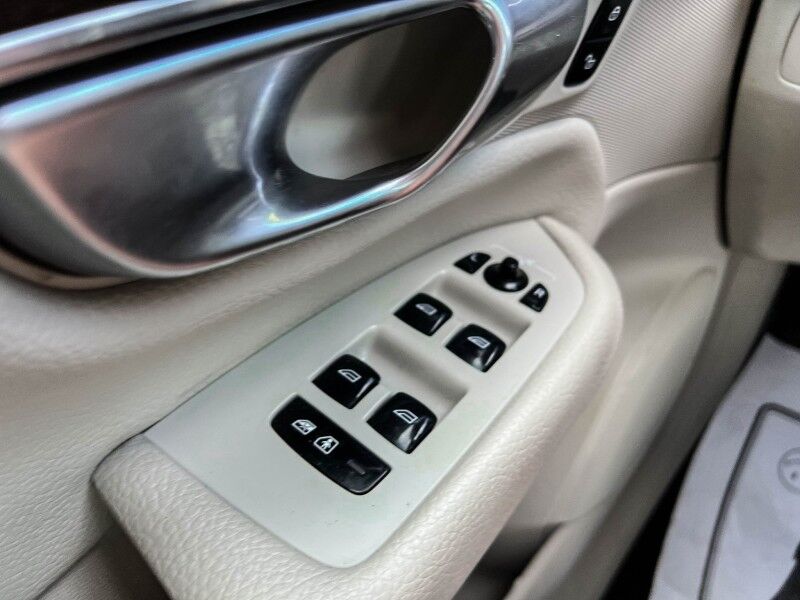 2018 Volvo XC90 Momentum Wilmington NC