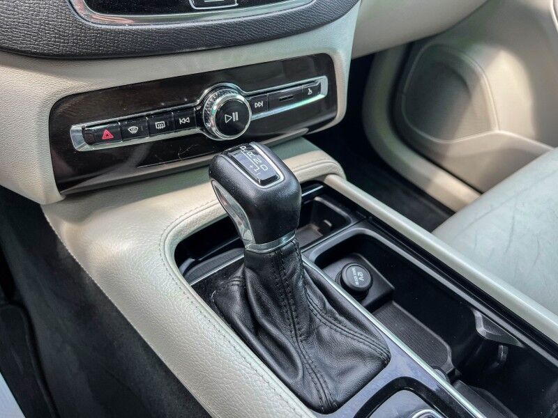 2018 Volvo XC90 Momentum Wilmington NC