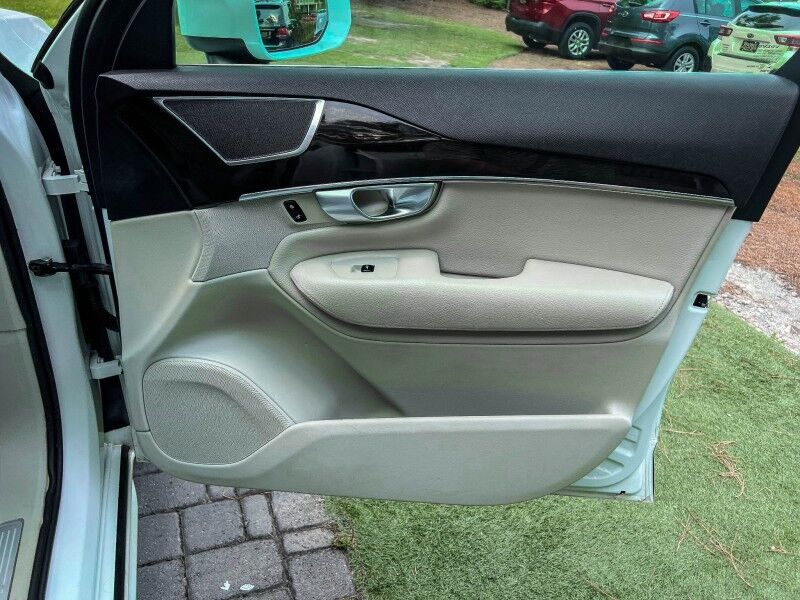2018 Volvo XC90 Momentum Wilmington NC