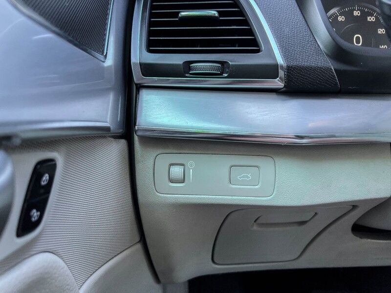 2018 Volvo XC90 Momentum Wilmington NC