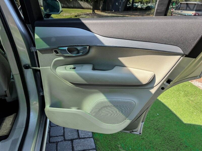 2018 Volvo XC90 Momentum Wilmington NC