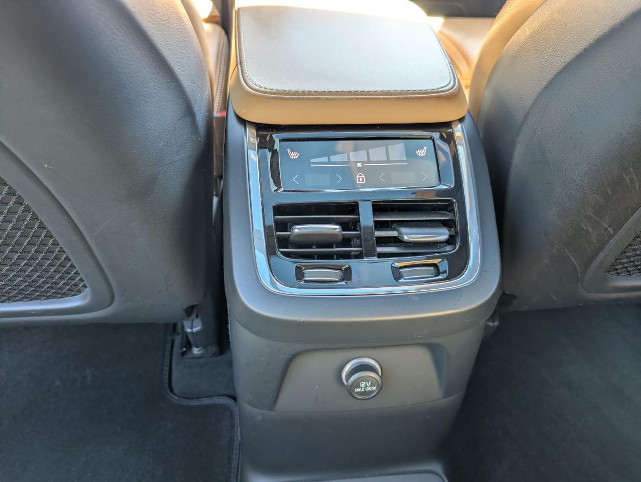 2018 Volvo XC90 Recharge T8 PHEV Hybrid AWD Inscription | High Performance Audio, Pilot Assist, Head Up Disp & Heated Wheel Portland OR