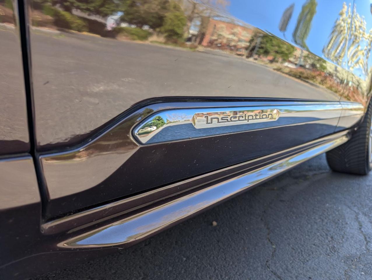 2018 Volvo XC90 Recharge T8 PHEV Hybrid AWD Inscription | High Performance Audio, Pilot Assist, Head Up Disp & Heated Wheel Portland OR