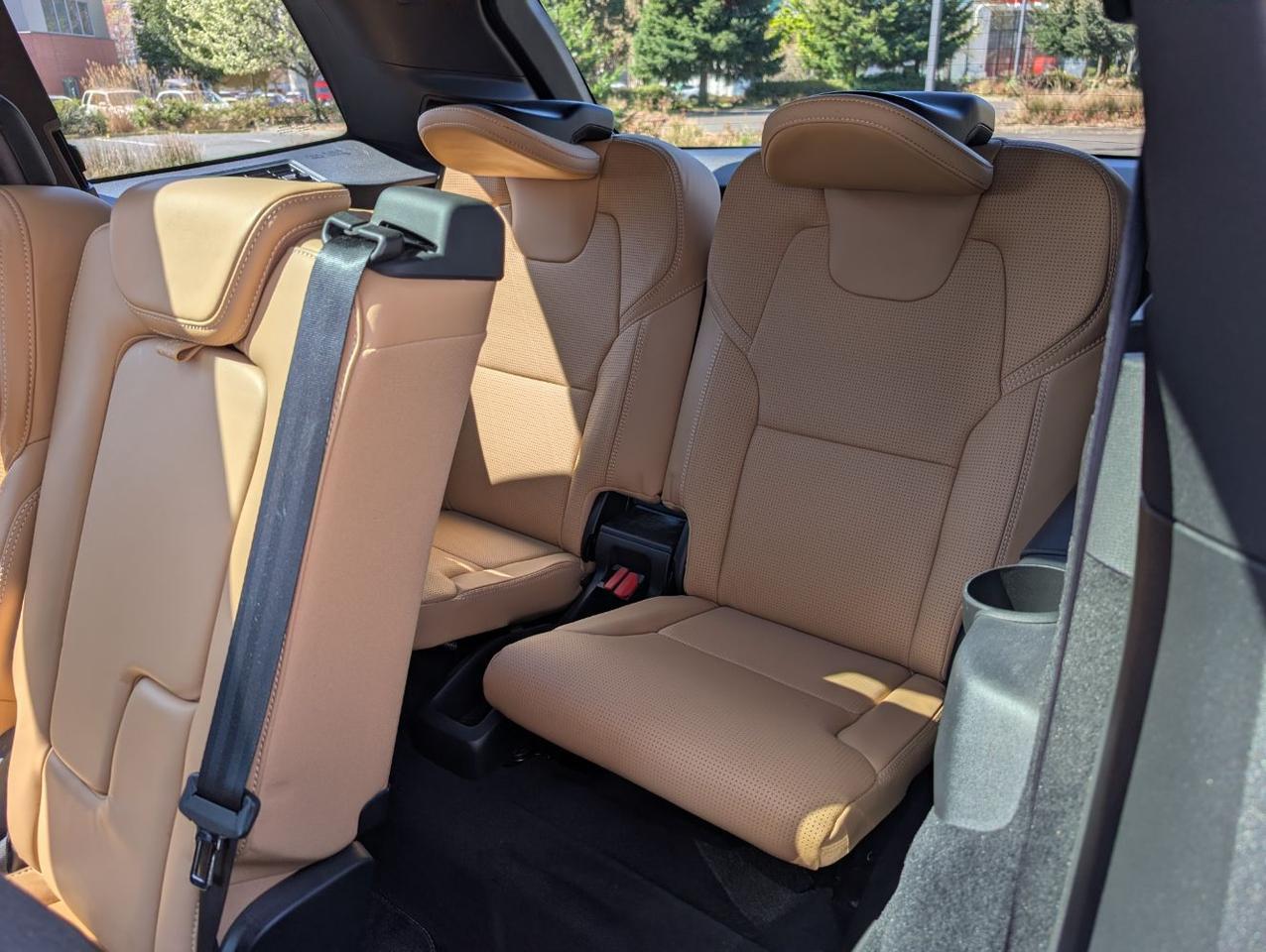 2018 Volvo XC90 Recharge T8 PHEV Hybrid AWD Inscription | High Performance Audio, Pilot Assist, Head Up Disp & Heated Wheel Portland OR