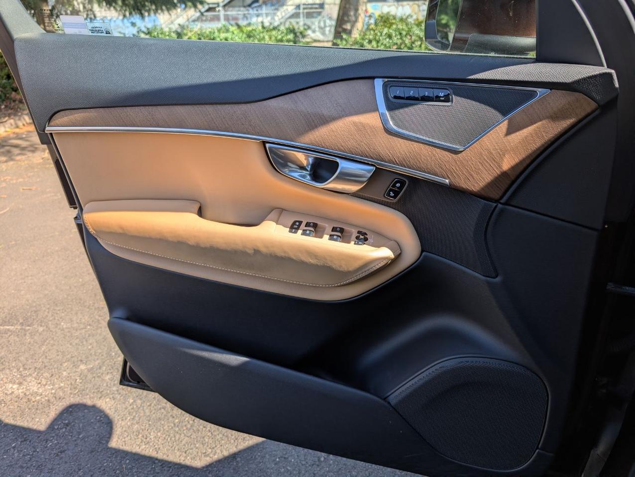 2018 Volvo XC90 Recharge T8 PHEV Hybrid AWD Inscription | High Performance Audio, Pilot Assist, Head Up Disp & Heated Wheel Portland OR