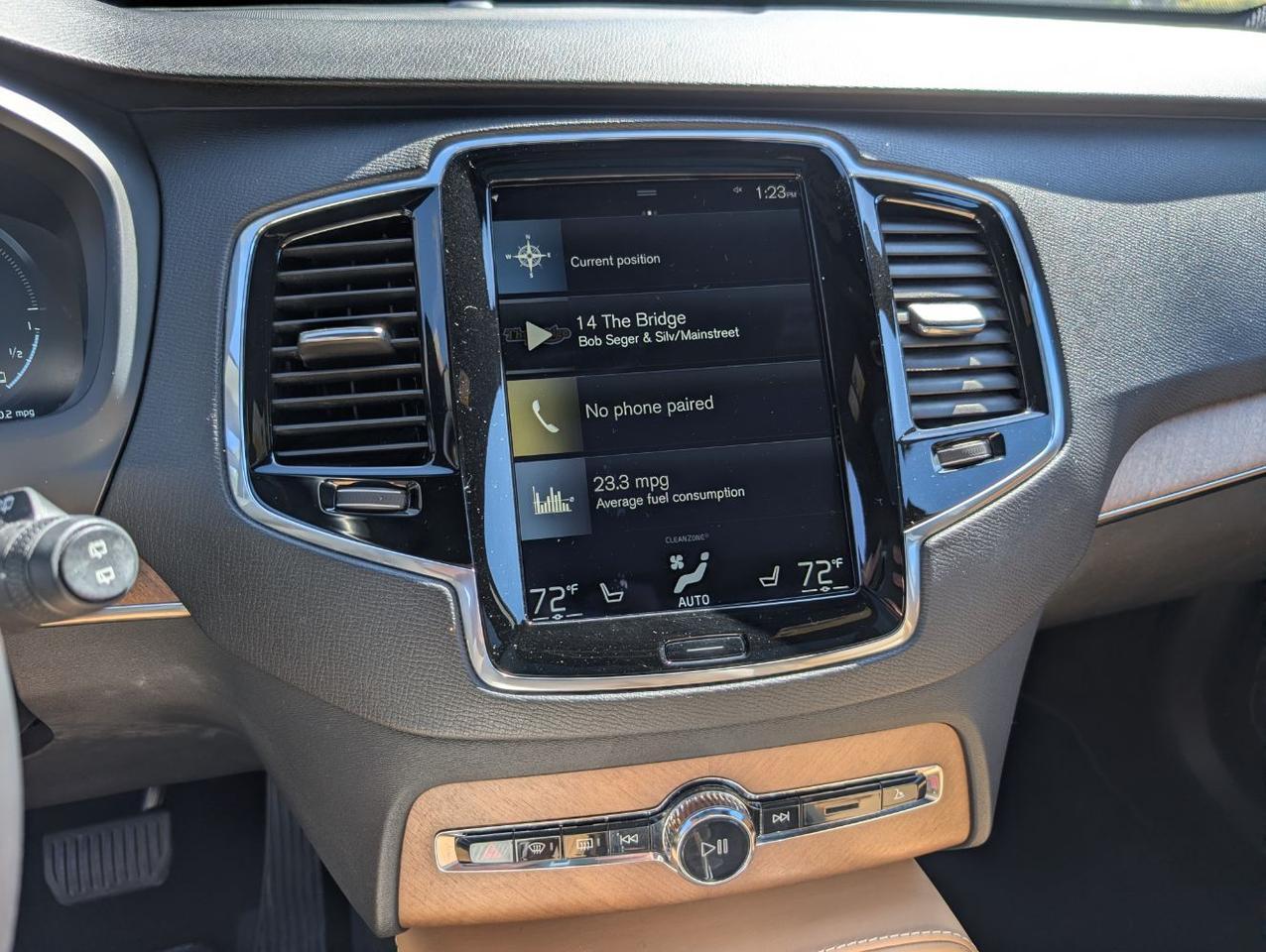 2018 Volvo XC90 Recharge T8 PHEV Hybrid AWD Inscription | High Performance Audio, Pilot Assist, Head Up Disp & Heated Wheel Portland OR