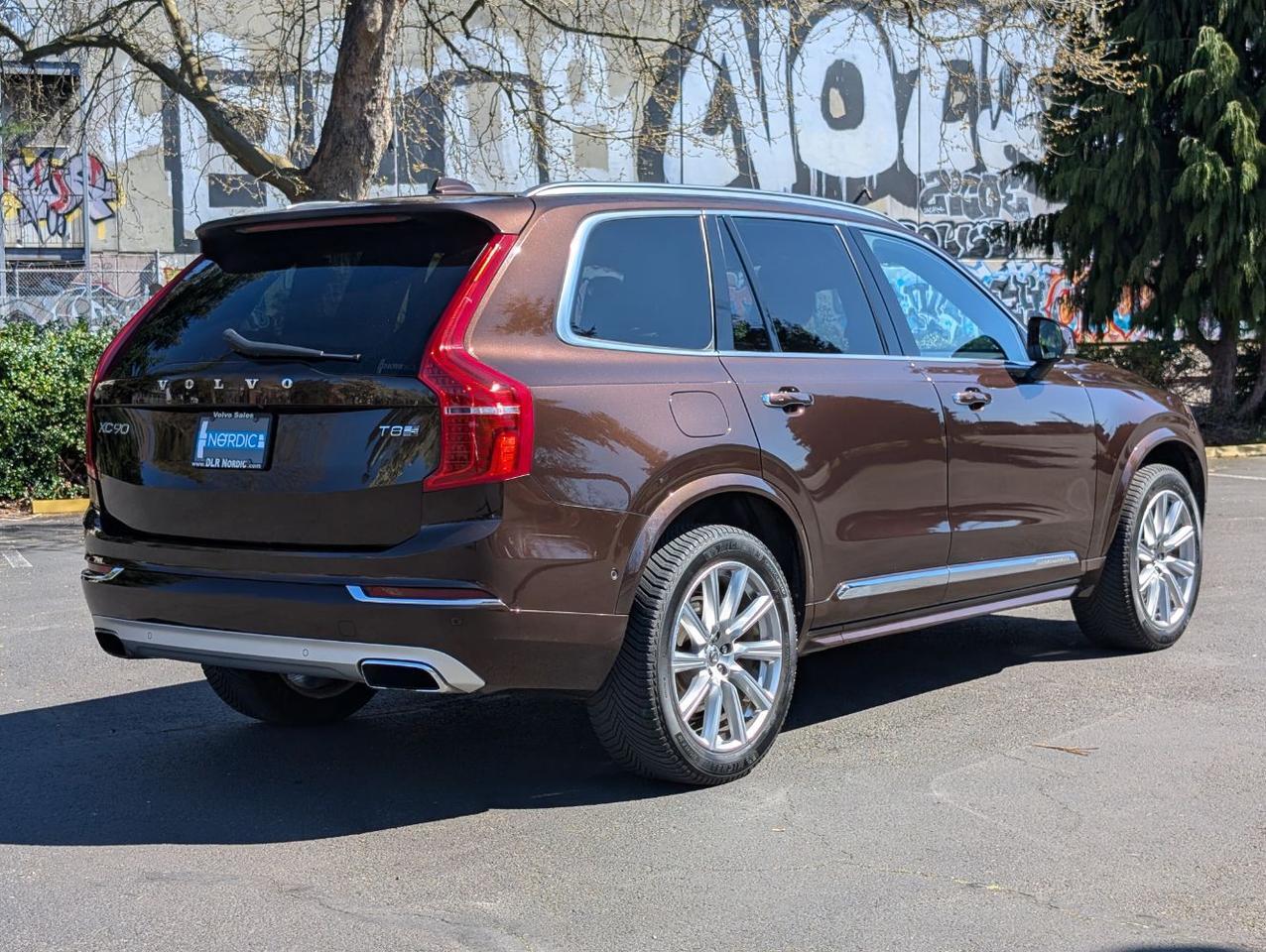 2018 Volvo XC90 Recharge T8 PHEV Hybrid AWD Inscription | High Performance Audio, Pilot Assist, Head Up Disp & Heated Wheel Portland OR