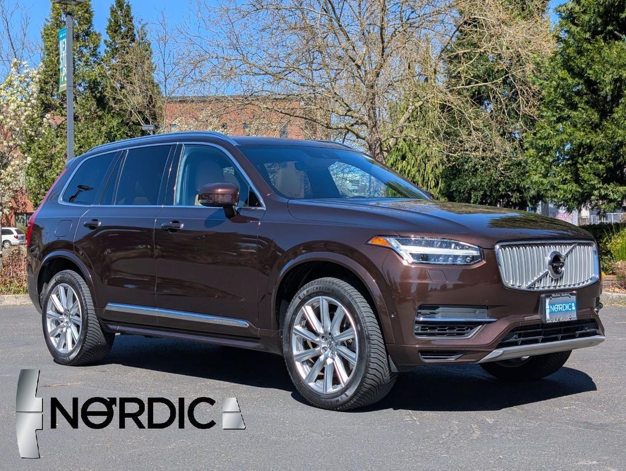 2018 Volvo XC90 Recharge T8 PHEV Hybrid AWD Inscription | High Performance Audio, Pilot Assist, Head Up Disp & Heated Wheel