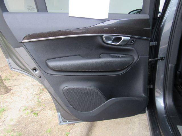 2018 Volvo XC90 T5 Momentum 5P Plano TX