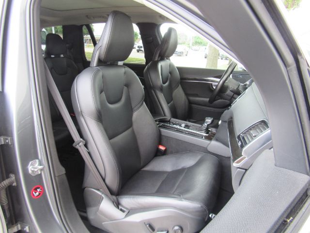 2018 Volvo XC90 T5 Momentum 5P Plano TX