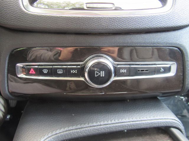 2018 Volvo XC90 T5 Momentum 5P Plano TX