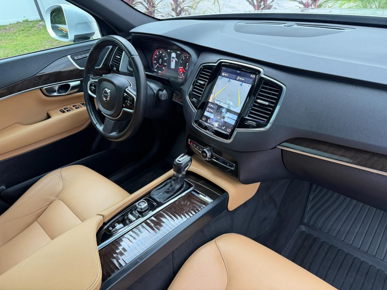 2018 Volvo XC90 T6 AWD 7-Passenger Momentum Jacksonville FL