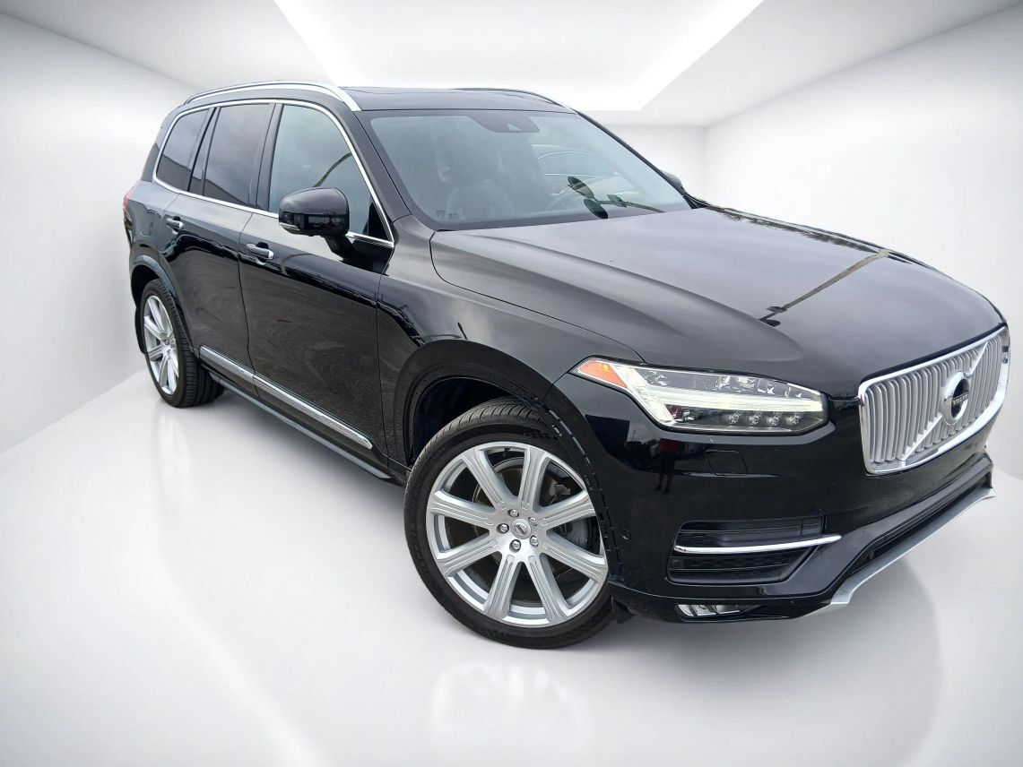 2018 Volvo XC90 T6 Inscription Sport Utility 4D