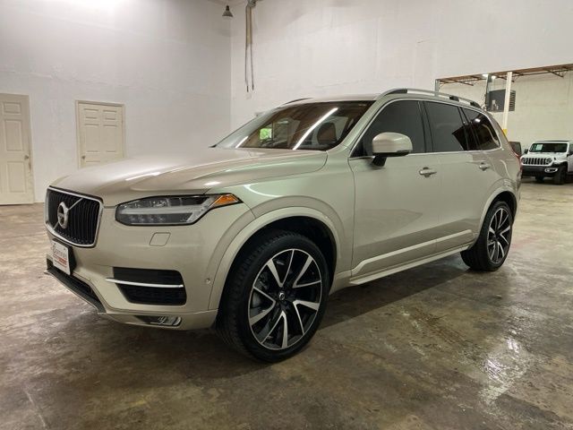 2018 Volvo XC90 T6 Momentum