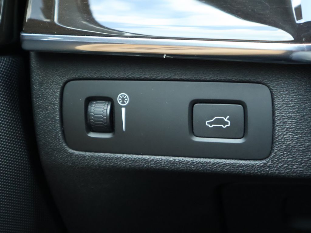 2018 Volvo XC90 T6 Momentum San Clemente CA