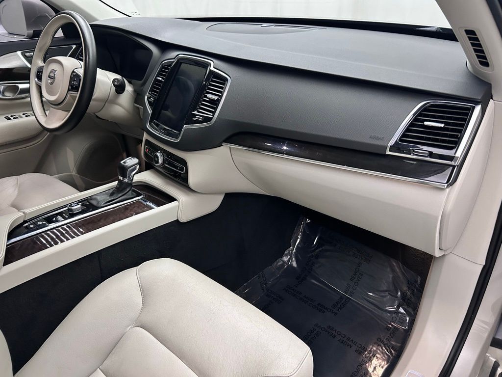2018 Volvo XC90 T6 Momentum Portland OR