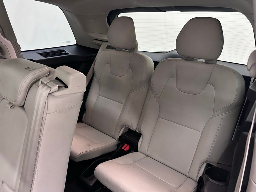 2018 Volvo XC90 T6 Momentum Portland OR