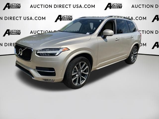 2018 Volvo XC90 T6 Momentum