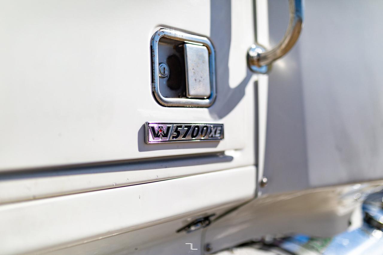 2018 Western Star 5700 XE Daycab Tractor Heavy Spec Red Deer AB