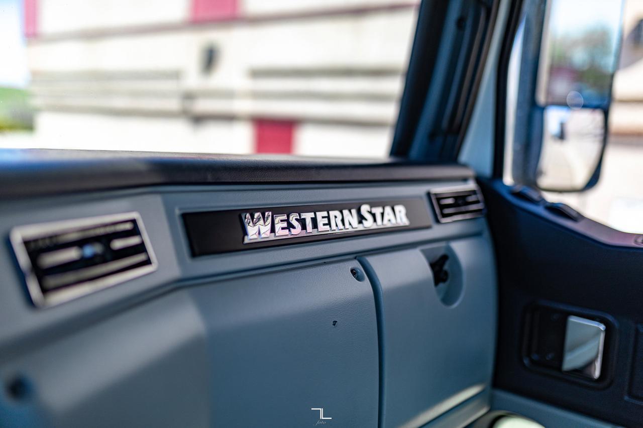 2018 Western Star 5700 XE Daycab Tractor Heavy Spec Red Deer AB