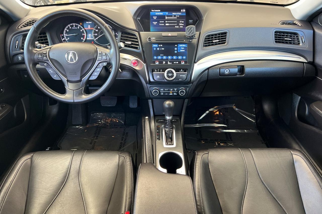 2019 Acura ILX w/Premium Pkg
