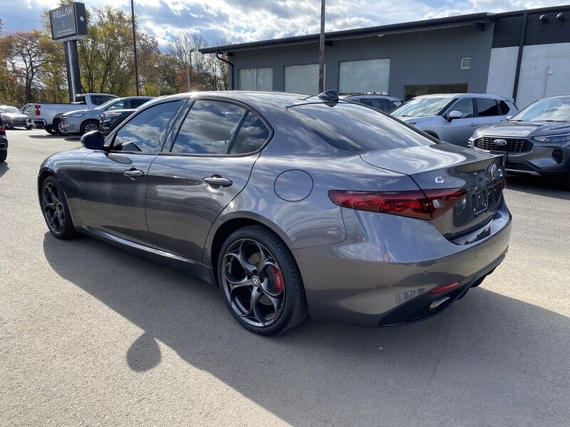 2019 Alfa Romeo Giulia Ti Sport