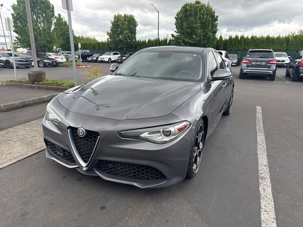 2019 Alfa Romeo Giulia Ti Sport