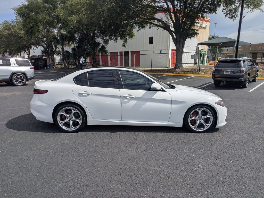 2019 Alfa Romeo Giulia Ti Sport