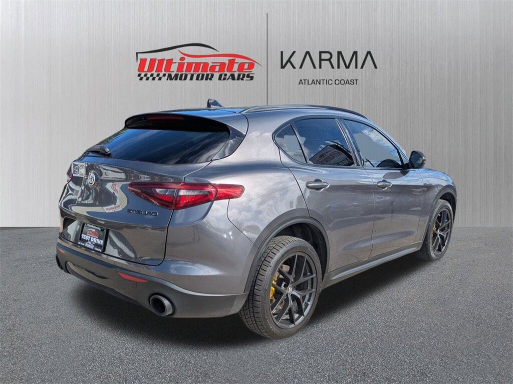 2019 Alfa Romeo Stelvio Base