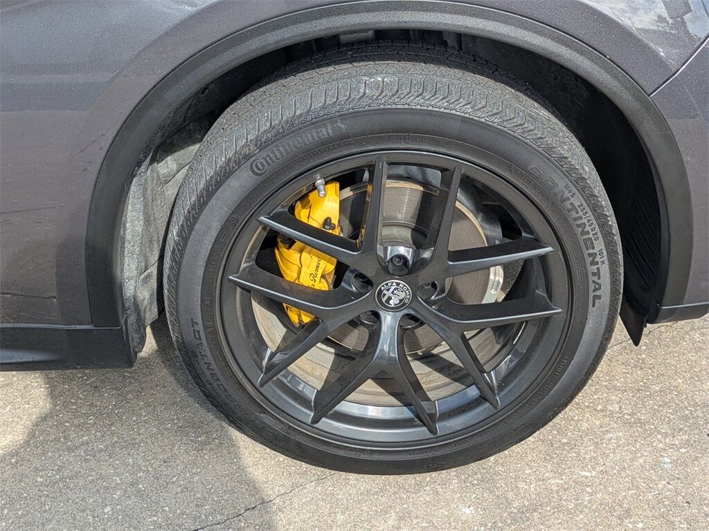 2019 Alfa Romeo Stelvio Base