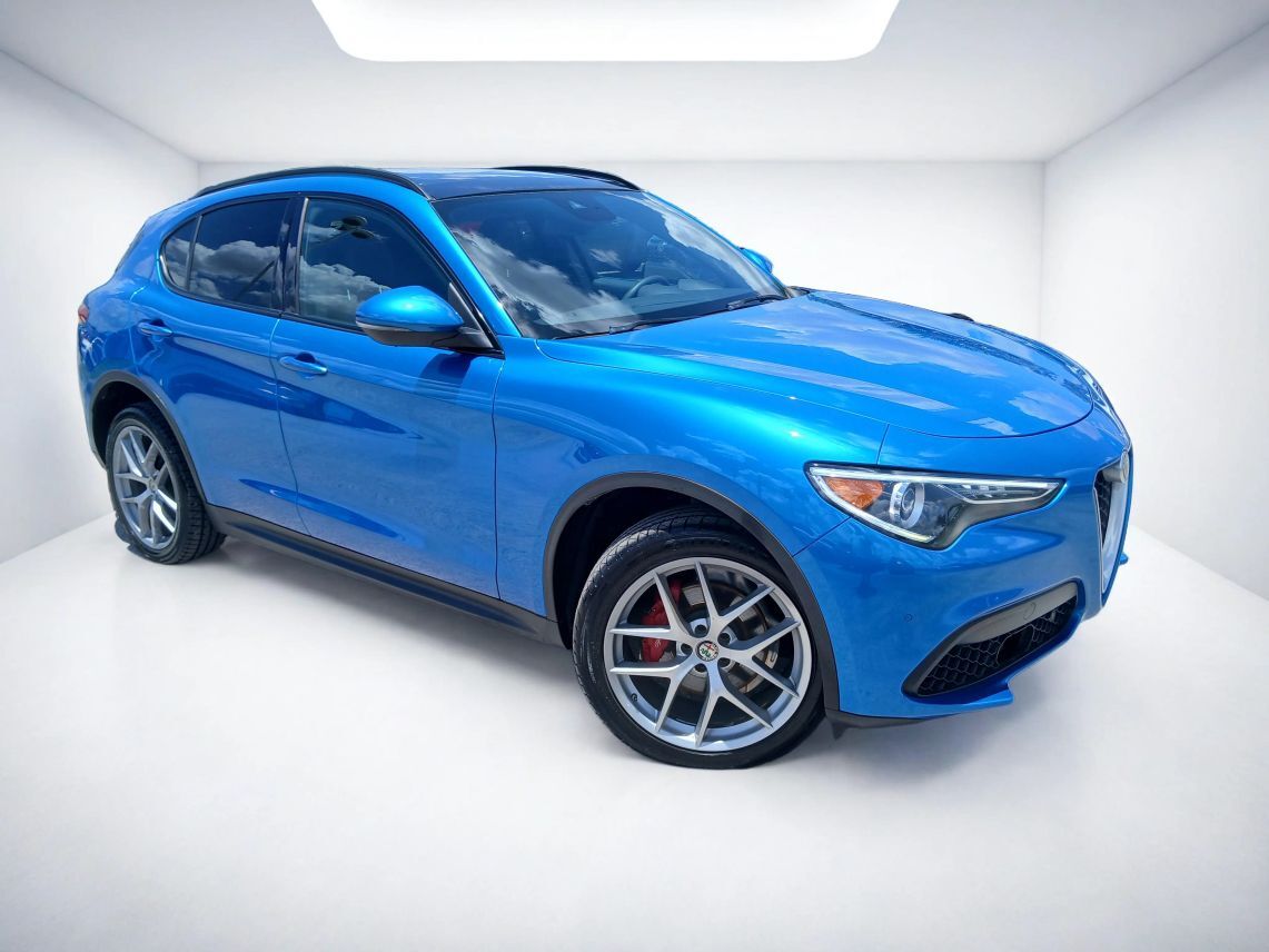 2019 Alfa Romeo Stelvio Ti Sport SUV 4D