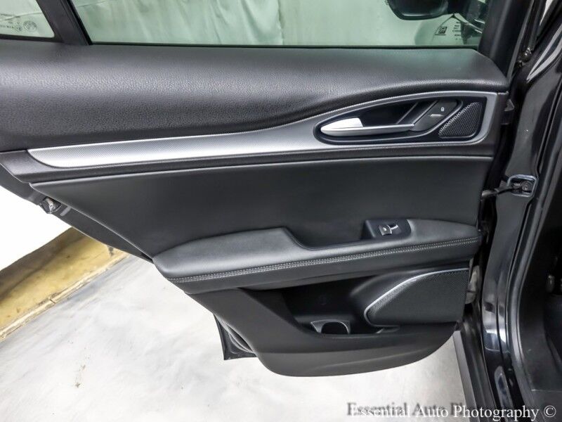 2019 Alfa Romeo Stelvio Ti Sport Willowbrook IL