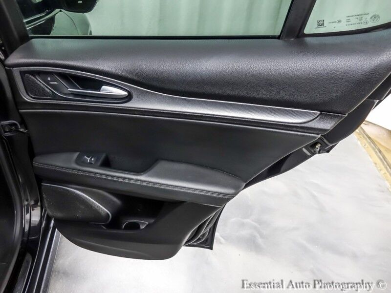 2019 Alfa Romeo Stelvio Ti Sport Willowbrook IL