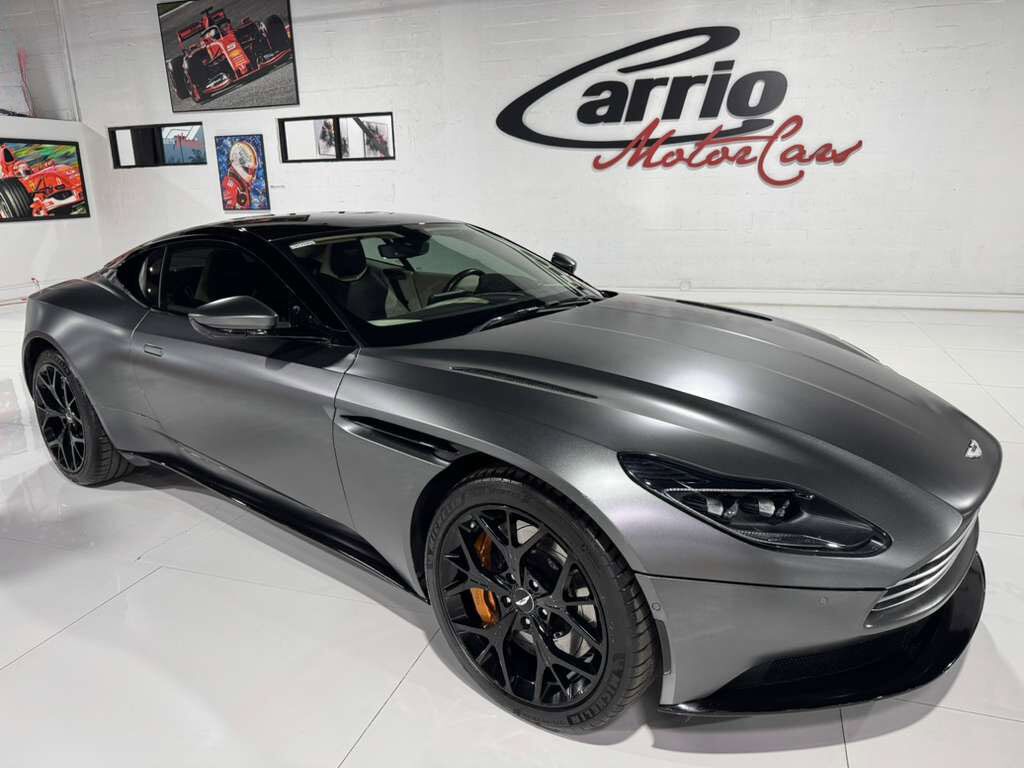 2019 Aston Martin DB11 V8