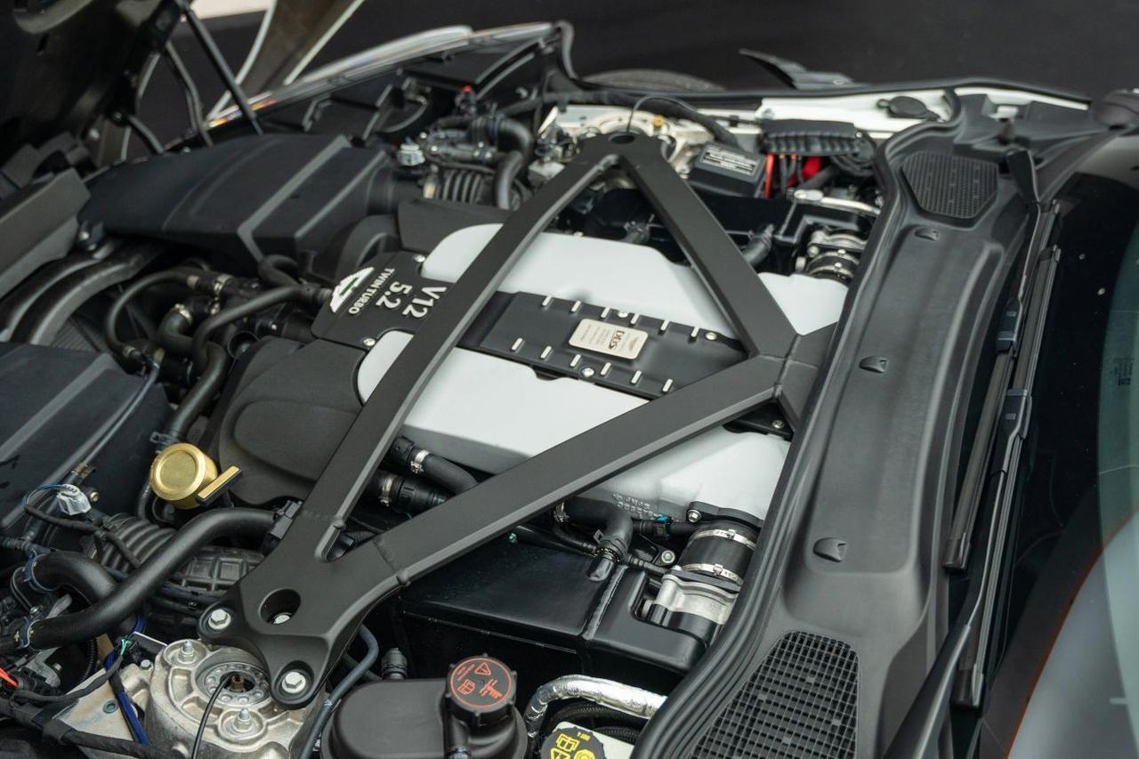 2019 Aston Martin DBS Superleggera Coupe 2D St. Louis MO