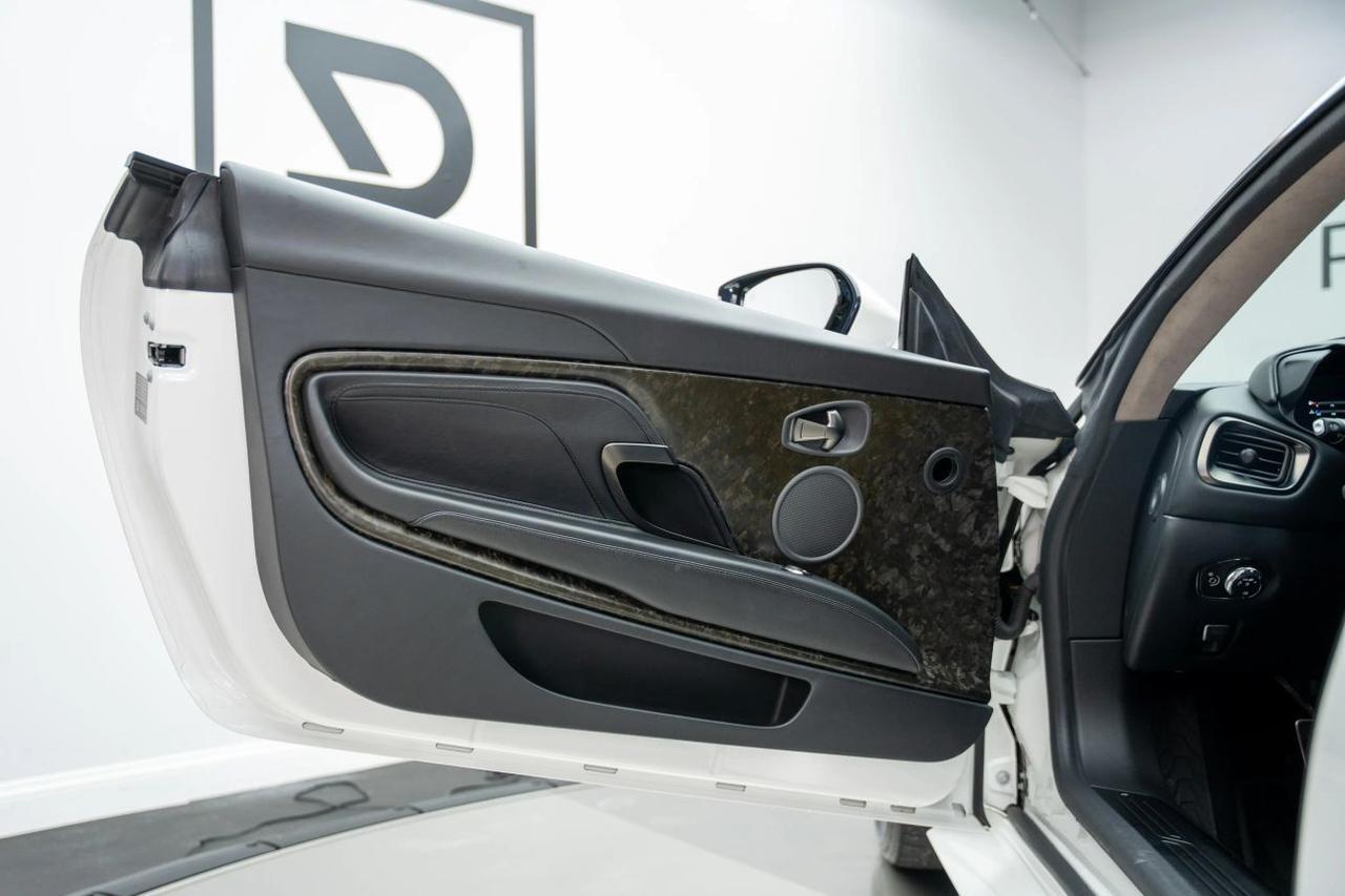 2019 Aston Martin DBS Superleggera Coupe 2D St. Louis MO