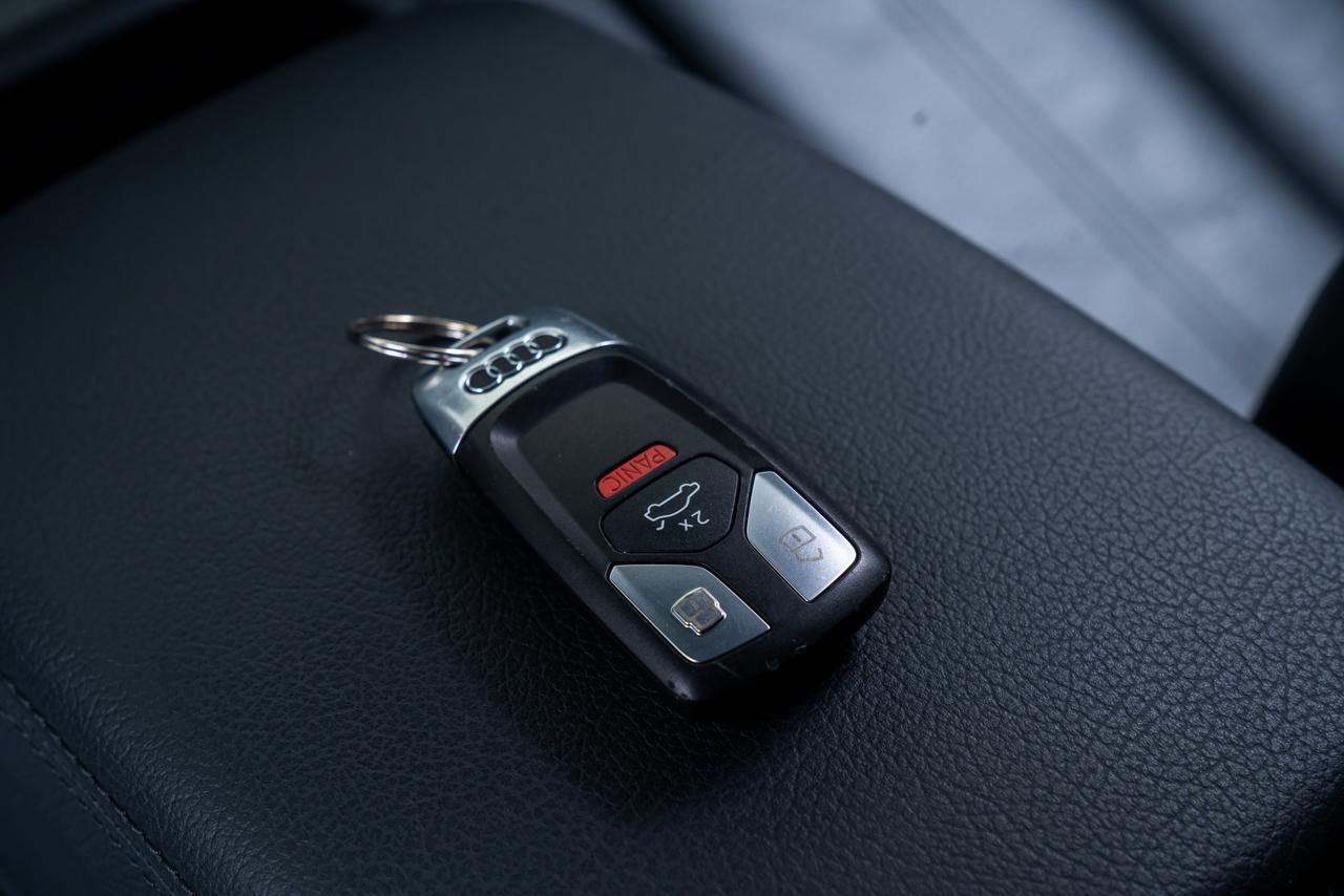 2019 Audi A4 2.0T Titanium Premium Heated Seats / Moonroof Portland OR