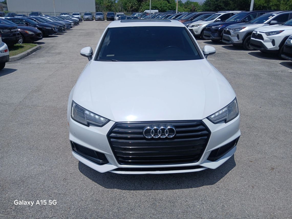 2019 Audi A4 Titanium Premium Sedan 4D