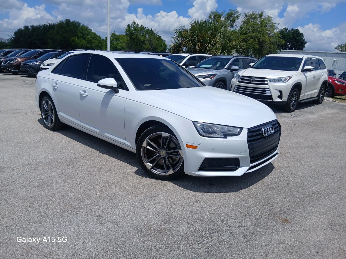 2019 Audi A4 Titanium Premium Sedan 4D