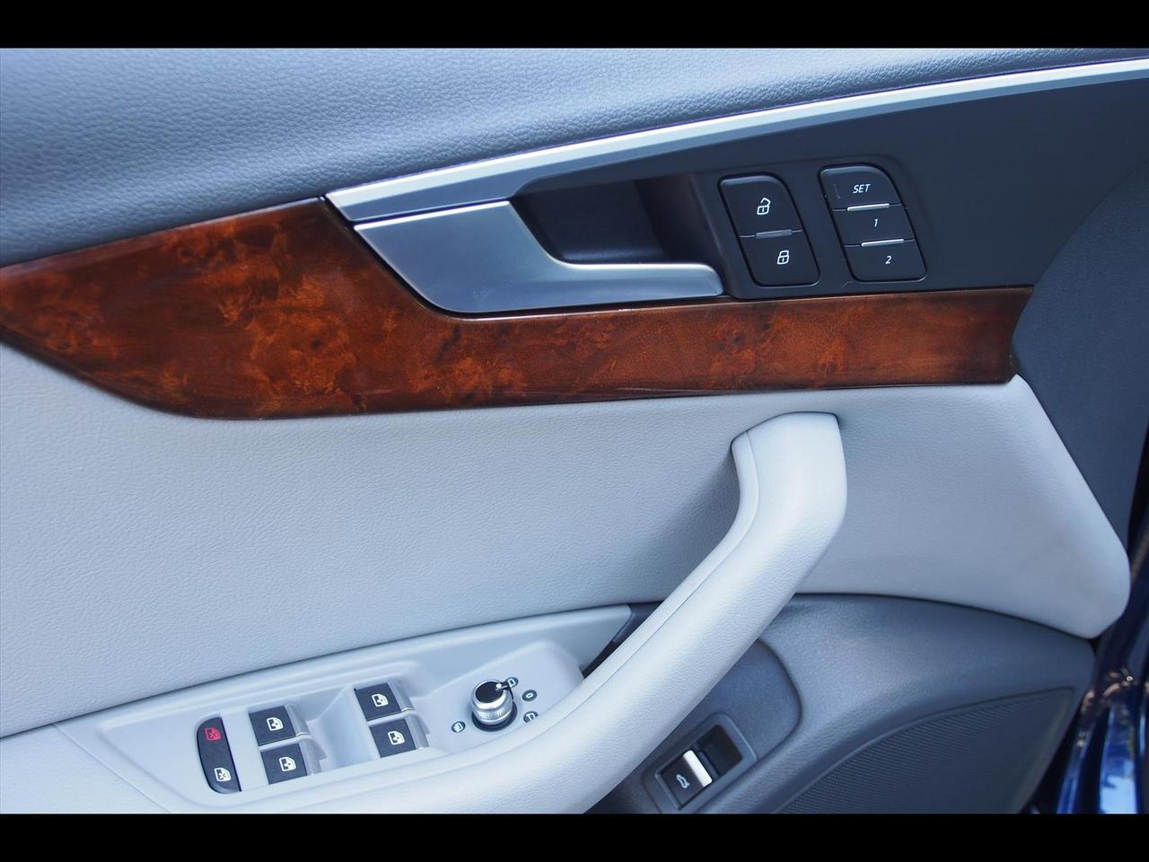 2019 Audi A4 quattro Premium 45 TFSI