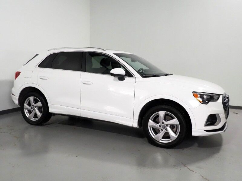 2019 Audi Q3 2.0 TFSI Premium Quattro *PANORAMA MOONROOF, BACKUP-CAMERA, COLOR TOUCHSCREEN, LEATHER, HEATED SEATS, POWER LIFTGATE, 18 INCH ALLOYS, BLUETOOTH PHONE & AUDIO