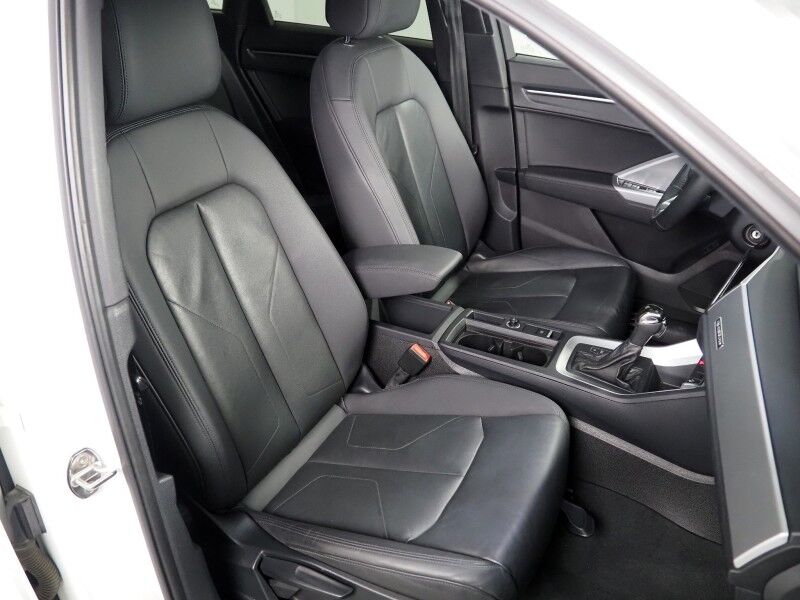 2019 Audi Q3 2.0 TFSI Premium Quattro *PANORAMA MOONROOF, BACKUP-CAMERA, COLOR TOUCHSCREEN, LEATHER, HEATED SEATS, POWER LIFTGATE, 18 INCH ALLOYS, BLUETOOTH PHONE & AUDIO Round Rock TX