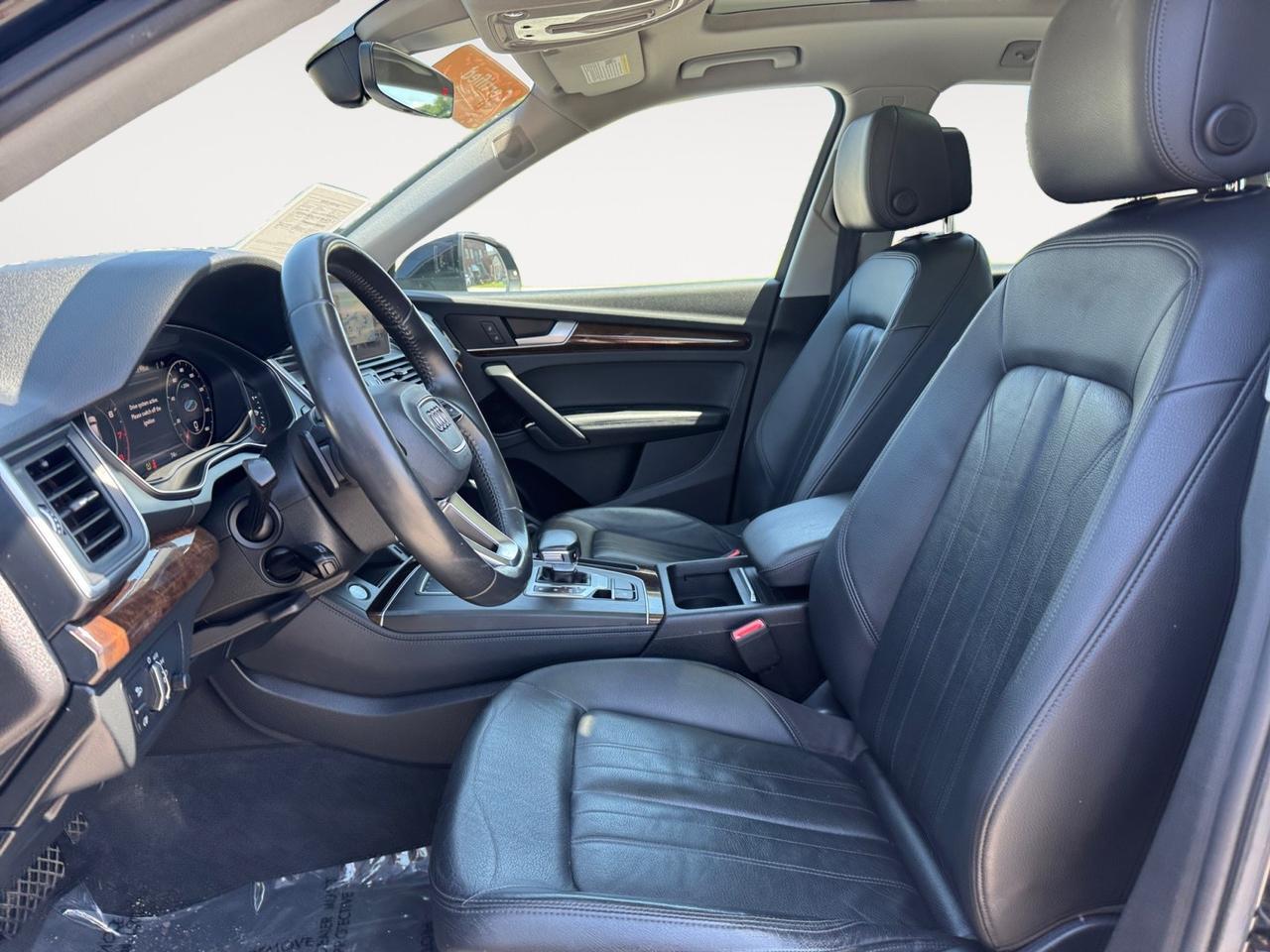 2019 Audi Q5 PREMIUM PLUS, APPLE CAR PLAY, PANORAMIC SUNROOF, HEATED SEATS, MEMORY DRIVER SEAT, BANG & OLUFSEN SPEAKERS, CLEAN CARFAX, RIDE HOME IN LUXURY TODAY!!! Norfolk VA