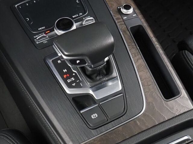 2019 Audi Q5 Premium Plus 45 TFSI Quattro *NAVIGATION, VIRTUAL COCKPIT, SAFETY ALERTS, BACKUP-CAMERA, PANORAMA MOONROOF, LEATHER, CLIMATE SEATS, ADVANCED KEY, 20 INCH WHEELS, BANG & OLUFSEN, ANDROID & APPLE Round Rock TX