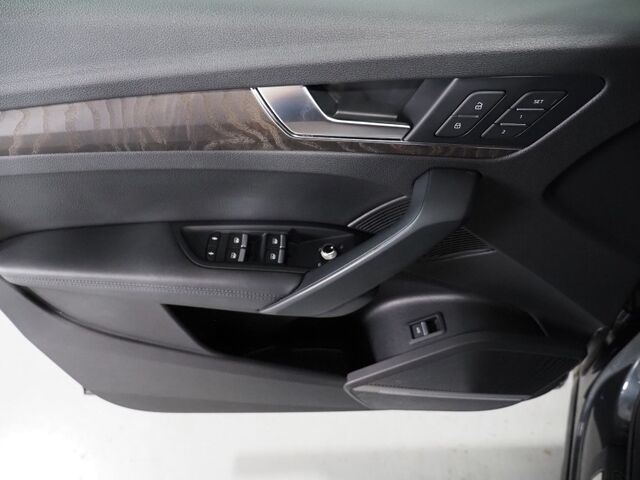2019 Audi Q5 Premium Plus 45 TFSI Quattro *NAVIGATION, VIRTUAL COCKPIT, SAFETY ALERTS, BACKUP-CAMERA, PANORAMA MOONROOF, LEATHER, CLIMATE SEATS, ADVANCED KEY, 20 INCH WHEELS, BANG & OLUFSEN, ANDROID & APPLE Round Rock TX