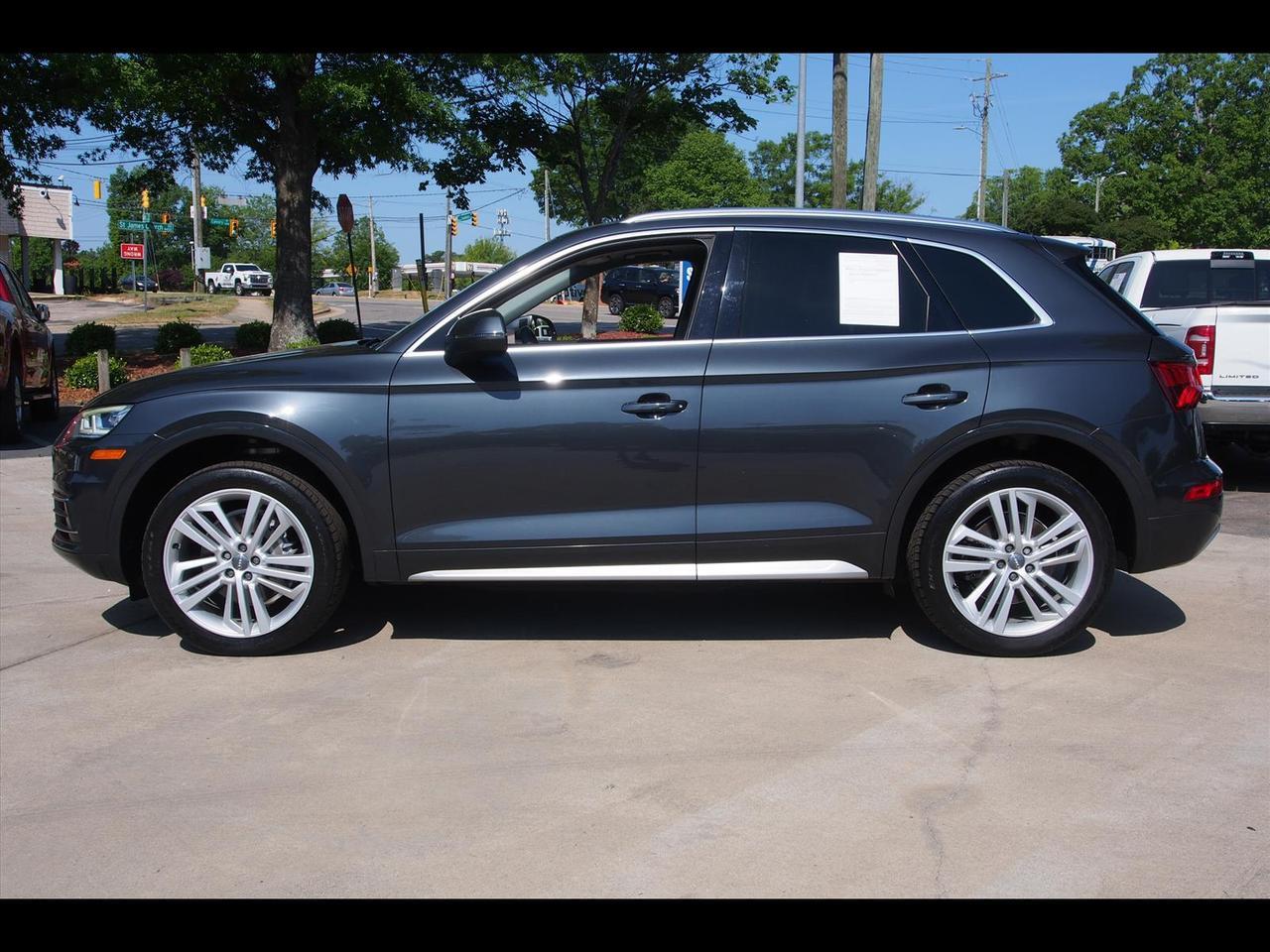 2019 Audi Q5 quattro Premium Plus 45 TFSI