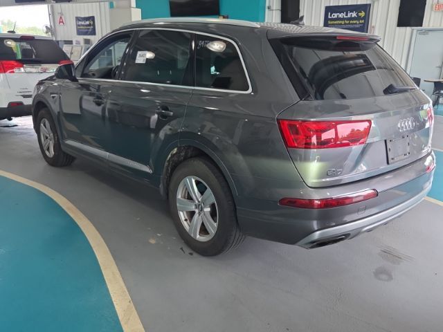 2019 Audi Q7 45 Premium
