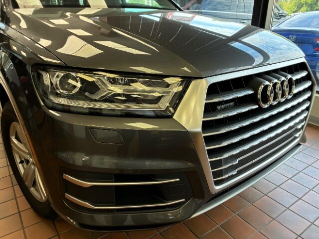 2019 Audi Q7 45 Premium