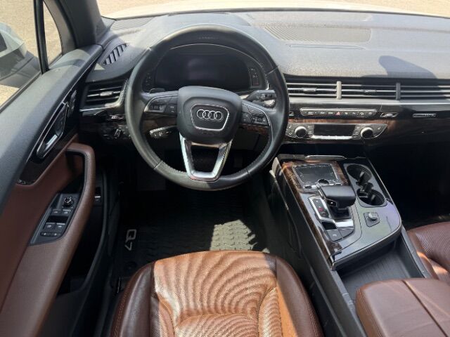2019 Audi Q7 55 Premium photo 2
